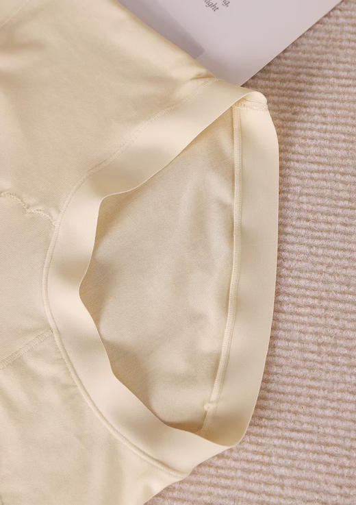 80S莫代尔蚕丝7A抗菌女内裤，桑蚕丝裆部+7A级抗菌，吸湿透气，有效抑制三大细菌滋生，比普通抑菌更持久，反复水洗依能抑菌，为你打造好的私处环境，更健康。 商品图5