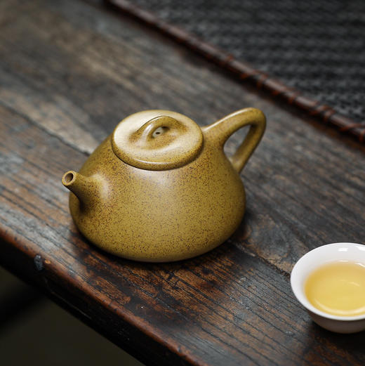【青山特惠】宜兴 原矿高温段泥 子冶石瓢 全手工紫砂壶 .230cc 方勤平【国工】 商品图4