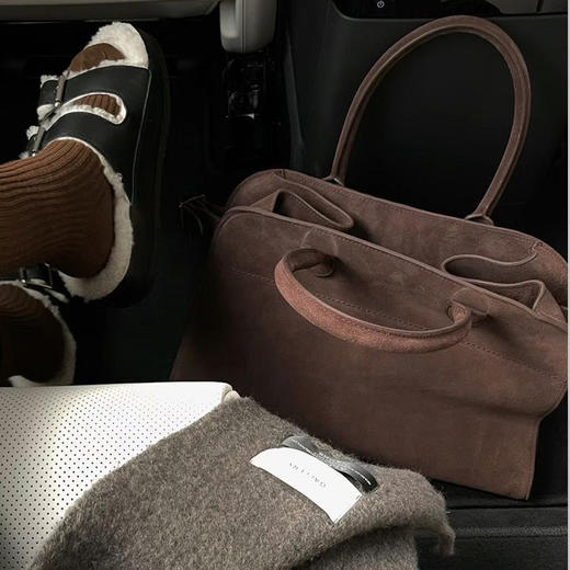 【顺丰包邮】53557 洛诗琳美拉德高级感乌木棕羊京皮托特包0151 商品图3