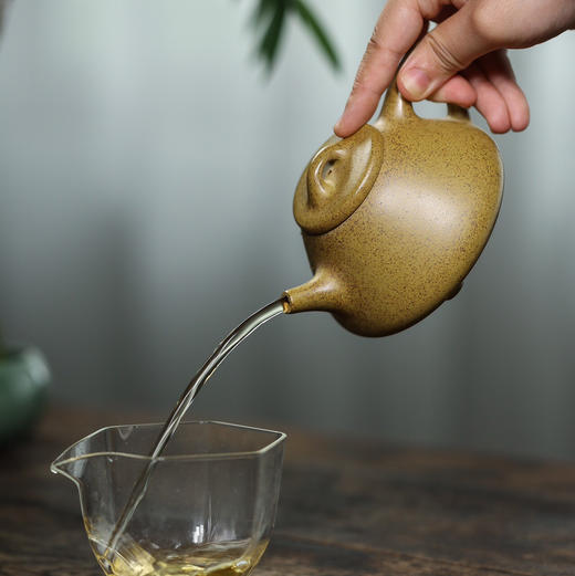 【青山特惠】宜兴 原矿高温段泥 子冶石瓢 全手工紫砂壶 .230cc 方勤平【国工】 商品图7