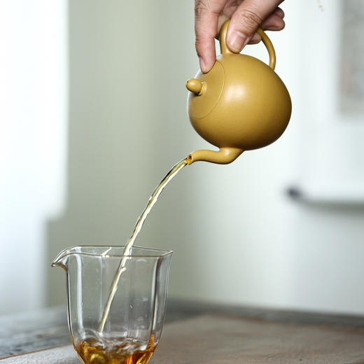 【青山特惠】宜兴 原矿黄金朱泥 美人肩.全手工紫砂壶 180cc 王文浩【高工】 商品图6