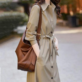 雀说 设计感高端气质风衣连衣裙女秋季新款翻领单排扣法式轻奢裙子4ZF-149