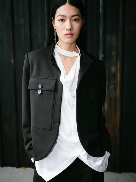 LIYIHAN 日本进口面料24秋新中式黑色立领短款西装外套女中山装 商品图2