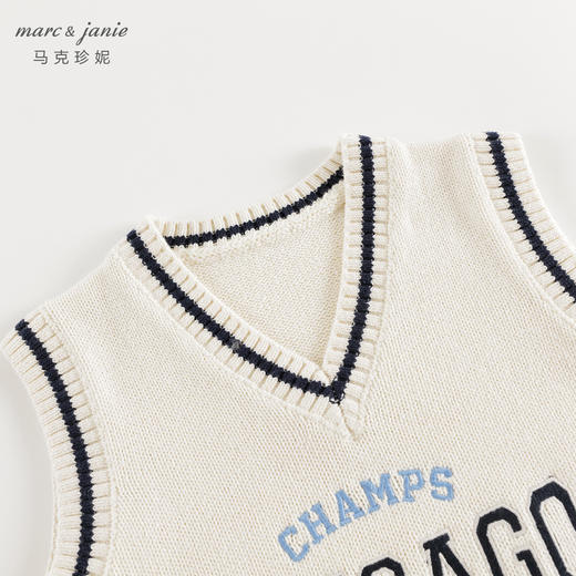 马克珍妮男童复古学院V领针织马甲2024年秋冬新款241703 商品图3