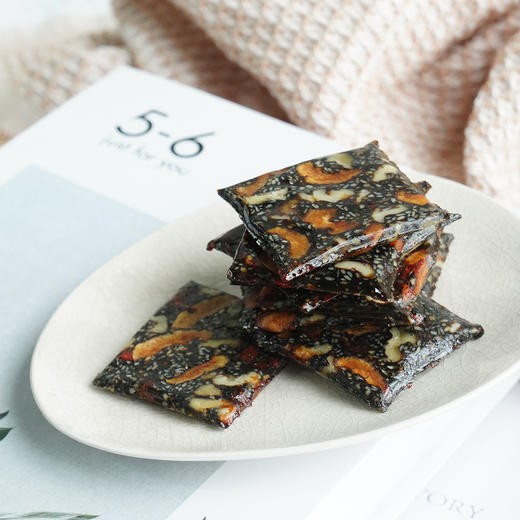 【暖礼】【正宗驴皮阿胶 手工熬制】阿胶糕 精选优质配料 十年熬胶  料足口感香软  每天2片 商品图7