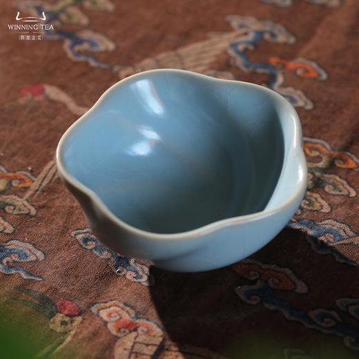 问鼎汝瓷收藏款传统天青玫瑰杯 商品图2