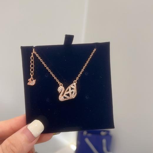 D988施H洛世奇黑白双面天鹅项链 商品图2