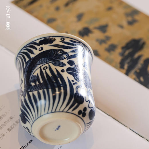 问鼎天石窑白陶泥元青花中号束腰杯（鱼藻纹） 商品图2