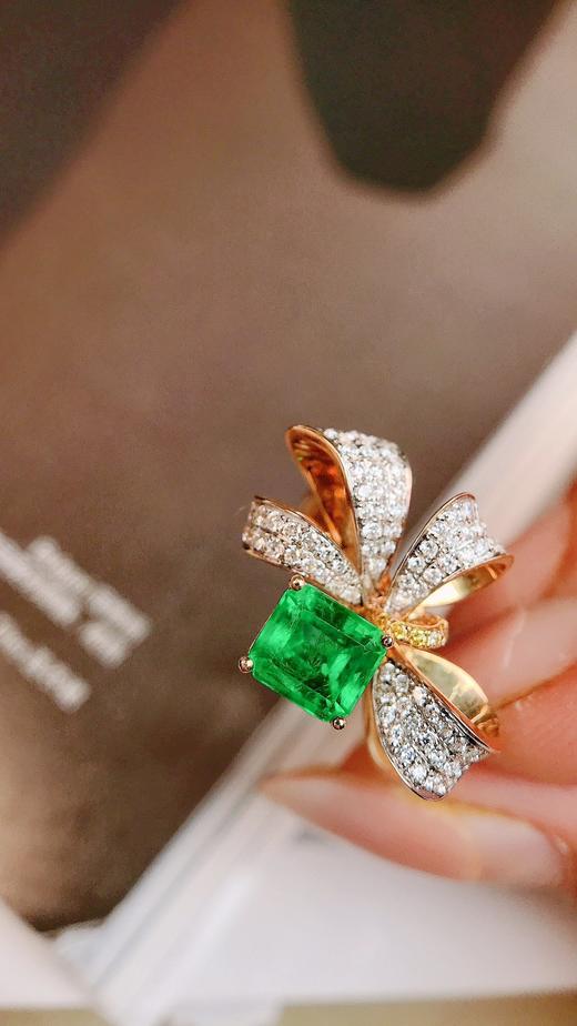 18金镶祖母绿戒指0.91ct 商品图0