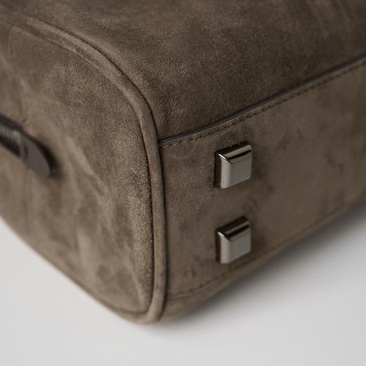 ROMI STUDIO“简约随性”羊反绒细腻绒感单肩手提小方包 444TS021 商品图3