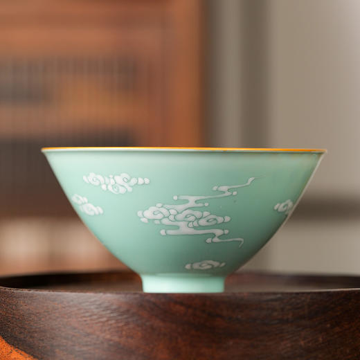 溢珍堂祥云满工图案斗笠杯 商品图0