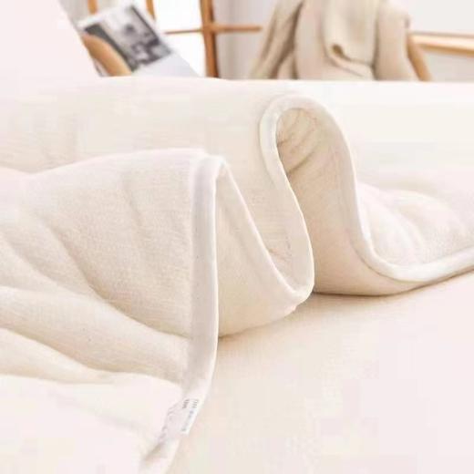 新疆棉花被 采用新疆陆地棉，棉纤维长度长 色泽白，成熟度好，棉纤维强度强，加密网纱，2斤/3斤/4斤/5斤/6斤/7斤/8斤 商品图1