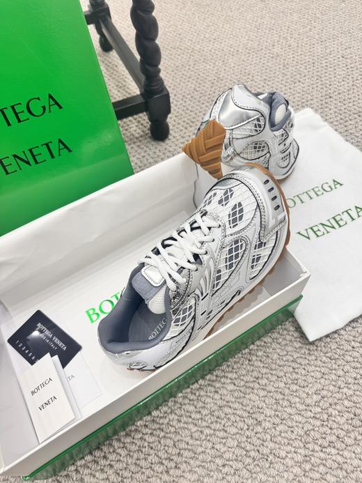 Bottega Veneta葆蝶家 Orbit 织物 圆头系带 耐磨 低帮 生活休闲鞋 女款 白银色（HC） 商品图6