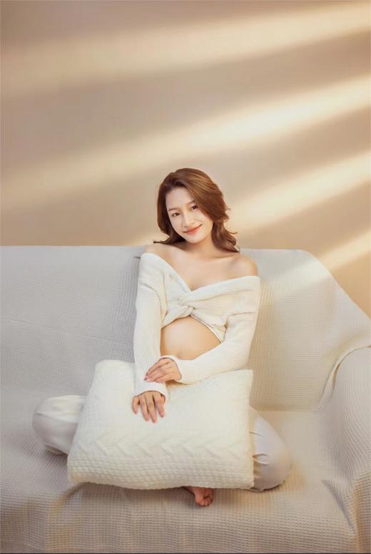 成都天使印象|高端孕妇照0元免费拍！6张精修+2套孕妈造型，送明信片+海报！ 商品图4