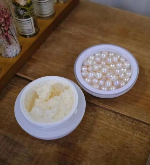 【💃女神节！】《订制高奢人参珍珠玻色因贵妇膏》加送体验装、洁面膏、保湿霜，精油调香 活性成分+芳疗愈疗发挥复配增效 无色素/无香精/无矿物油/无需卸妆，均匀肤色 隐藏毛孔 高奢成分/素颜/美颜/养肤 商品图5