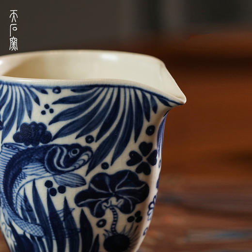 问鼎天石窑白陶泥元青花雅韵公杯（鱼藻纹） 商品图2