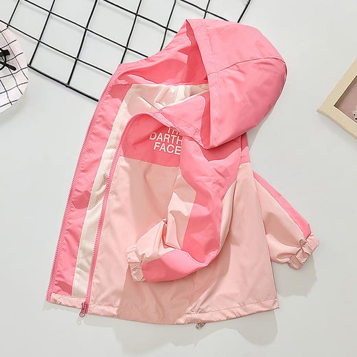 【秋冬撞色冲锋衣外套】儿童冲锋衣童装女童春秋外套，贴合身形 舒适自如 立体裁剪，宝宝洋气拼色上衣开衫运动连帽上衣潮QQ 商品图1