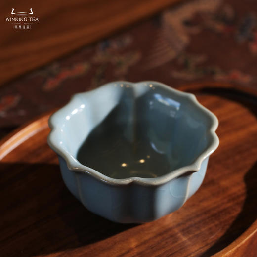 问鼎汝瓷收藏款传统天青宝相杯（缺货） 商品图1