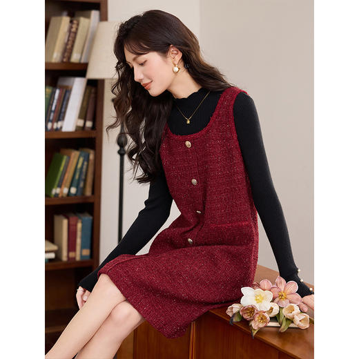 【专属特价】熙世界高级感红色千金小香风粗花呢无袖背心连衣裙女2025秋冬新款 商品图1