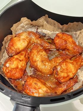 薄皮焦香 | 1分钟学会香哭全家的烤翅~