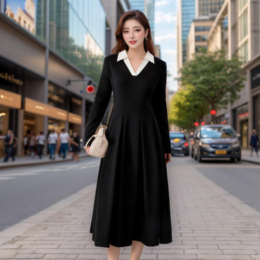 9/8奢姿大码女装2024秋季气质POLO领设计时尚裙子胖妹妹简约连衣裙9943891293 商品图0