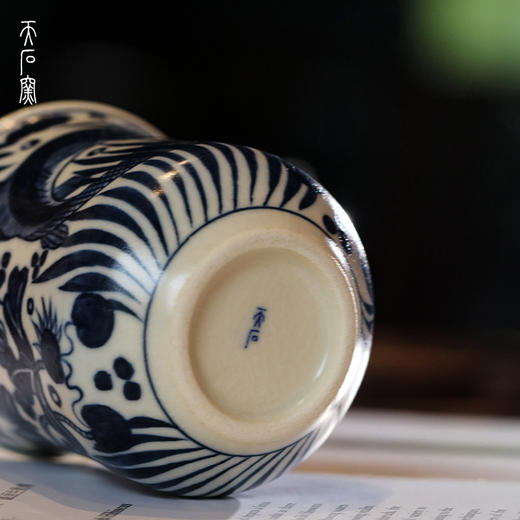 问鼎天石窑白陶泥元青花中号束腰杯（鱼藻纹） 商品图5