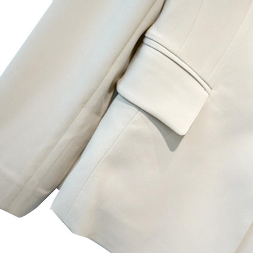 VIVIAN LIU薇薇安刘TB2443101初秋女装新款翻领一粒扣修身西装 商品图3