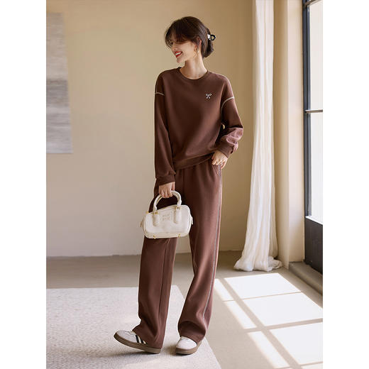 【年终特卖】熙世界套装女秋冬2025新款抓绒加厚休闲运动圆领卫衣休闲裤两件套 商品图4