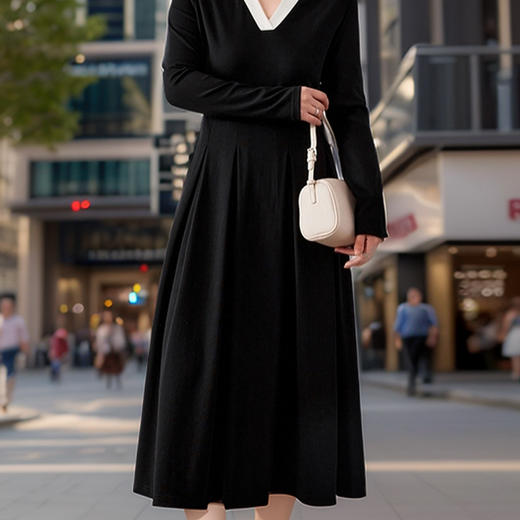 9/8奢姿大码女装2024秋季气质POLO领设计时尚裙子胖妹妹简约连衣裙9943891293 商品图4