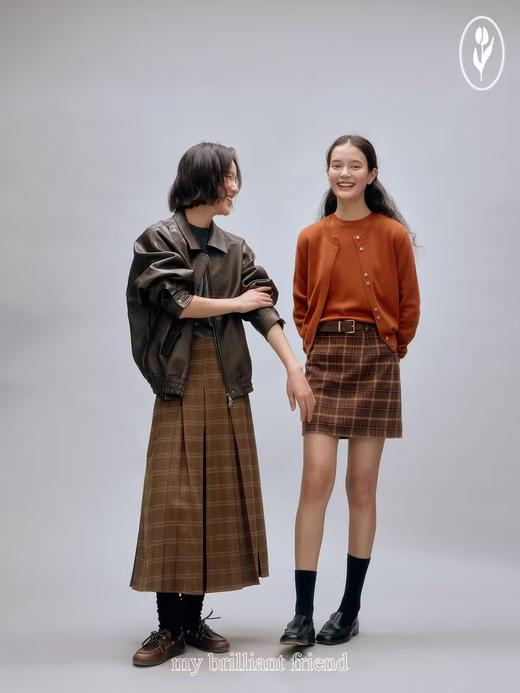 shyshystill/shy202408042/shy202408043/柔软全羊毛两件套小心机贝壳扣设计百搭吊带开衫 商品图3