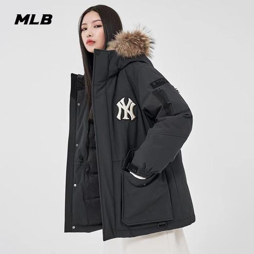 点此购买 MLB冬季男女情侣中长款鹅绒保暖防寒大毛领羽绒服 daxu 299226 商品图7