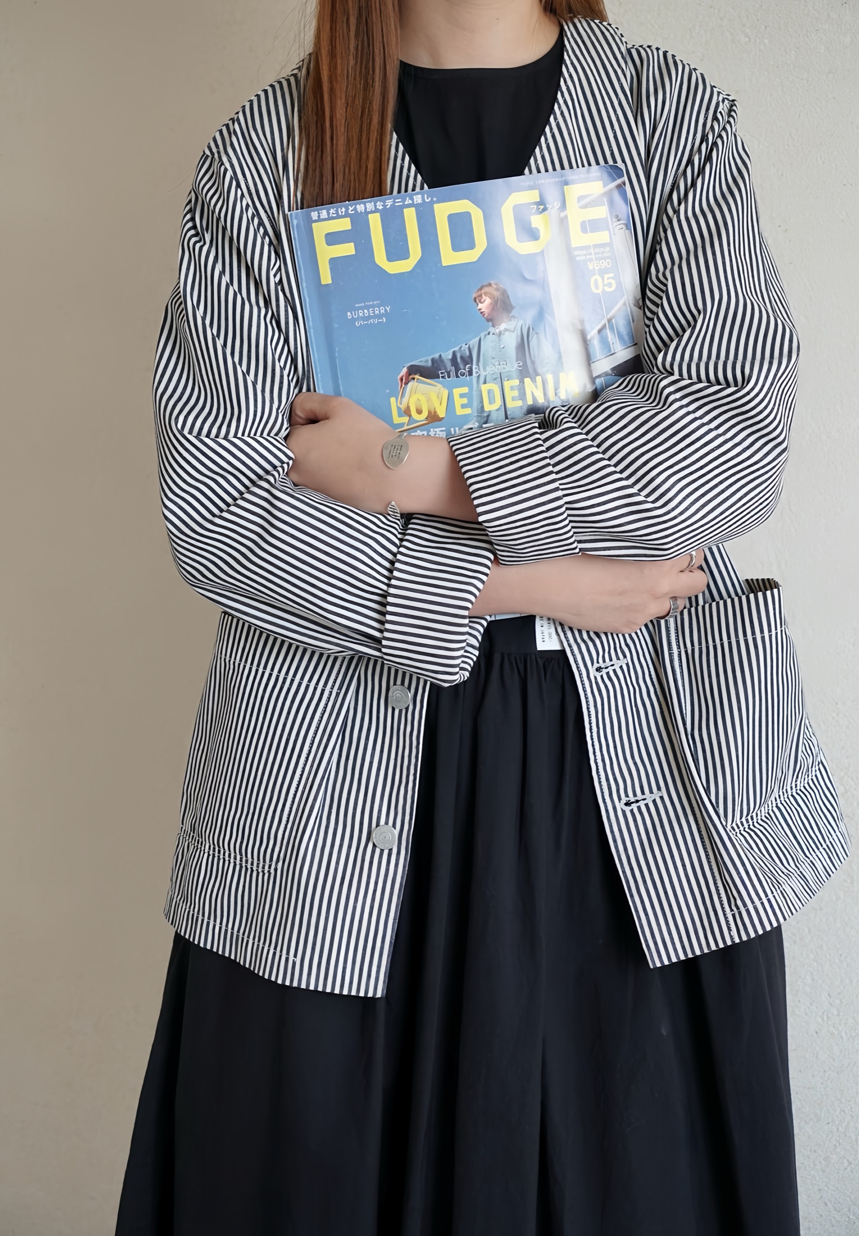 Harvesty竖条纹薄外套