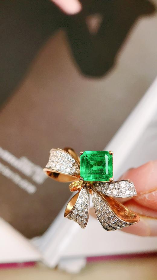 18金镶祖母绿戒指0.91ct 商品图1