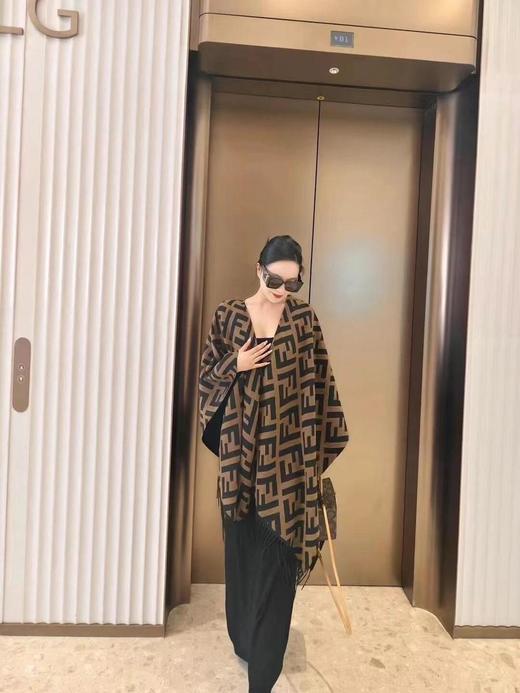 芬迪双面羊毛羊绒混纺斗篷（CB） 商品图9