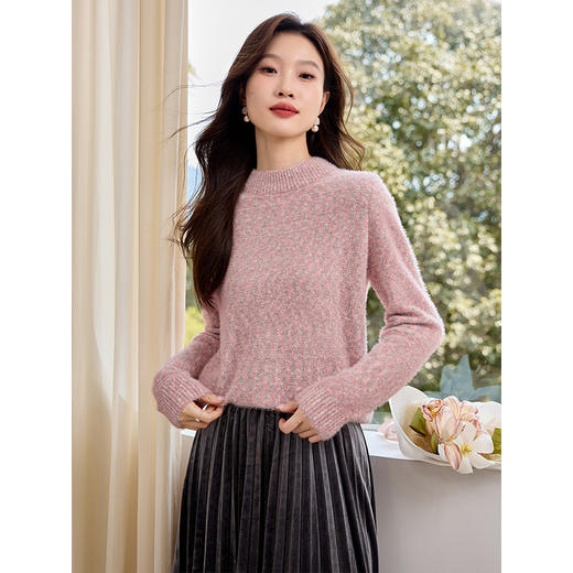 【年终特卖】熙世界2025冬季新款仿水貂毛绒针织衫毛衣女设计感半高领软糯上衣 商品图1