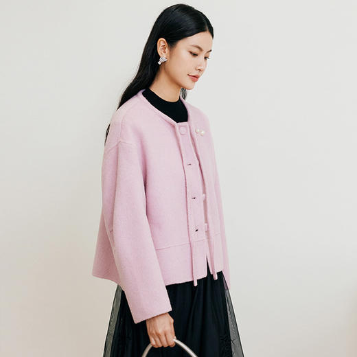 玳莎粉色圆领毛呢外套女2024年系带设计感绵羊毛双面呢保暖大衣  ED37309 商品图2