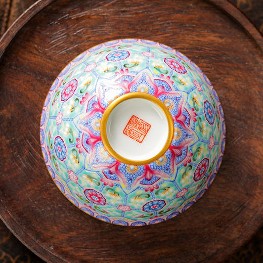 溢珍堂绿地卧足杯 商品图0