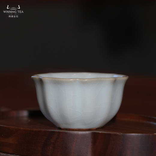 问鼎汝瓷收藏款月白宝相杯（缺货） 商品图0