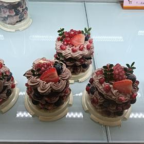 巧克力石榴蛋糕