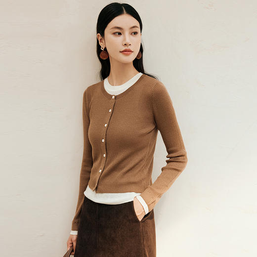 玳莎假两件圆领针织衫时尚通勤百搭撞色显瘦上衣2024年冬季新款女  ED33307 商品图2