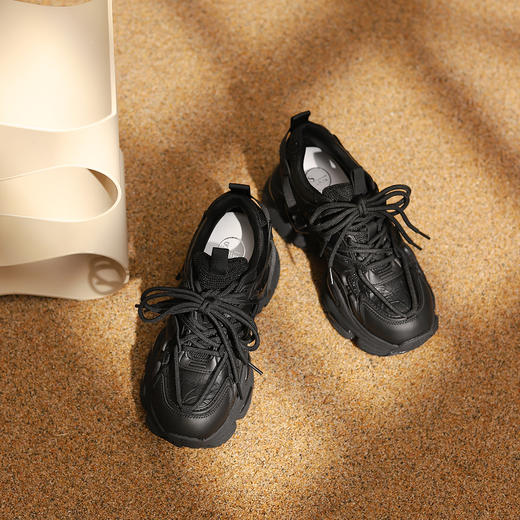 Safiya/索菲娅2024秋冬加绒爆款烫钻系带增高厚底百搭休闲运动老爹鞋 SF44112439 商品图4