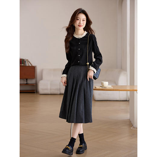 【1件75折】熙世界法式黑色丝绒衬衫女2025年秋冬新款赫本风长袖衬衣气质上衣 商品图4