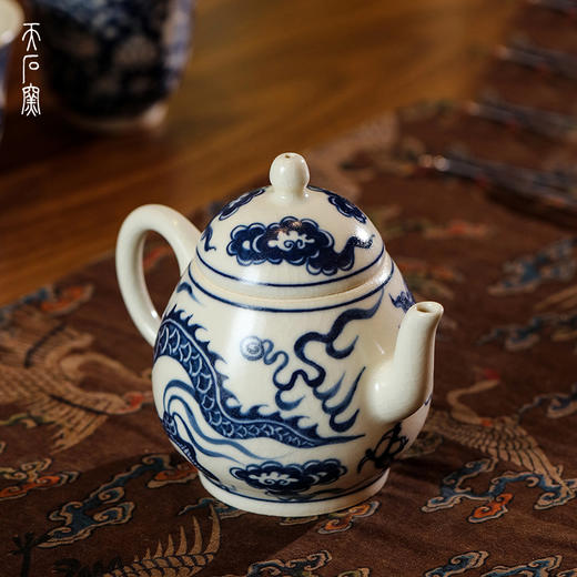 问鼎天石窑白陶泥元青花梨形壶（龙）（缺货） 商品图1