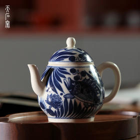 问鼎天石窑白陶泥元青花梨形壶（鱼藻纹）