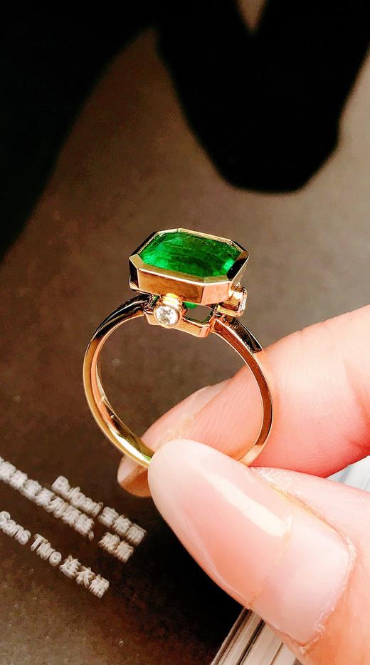 18k金镶祖母绿戒指2.83ct 商品图2