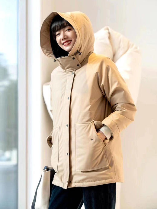 经典工装风派克时装羽绒服 长白山松花江畔90白鹅绒 内腰带抽绳 显瘦百搭 羊毛桑蚕丝混纺面料 宽松H版型不挑身型 派克服收腰连帽羽绒服 商品图7