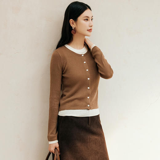 玳莎假两件圆领针织衫时尚通勤百搭撞色显瘦上衣2024年冬季新款女  ED33307 商品图1