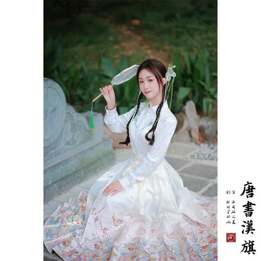 【鹤吟花涧·白玉】织金妆花精美工艺新中式国风马面裙凤皋九天套装 商品图0