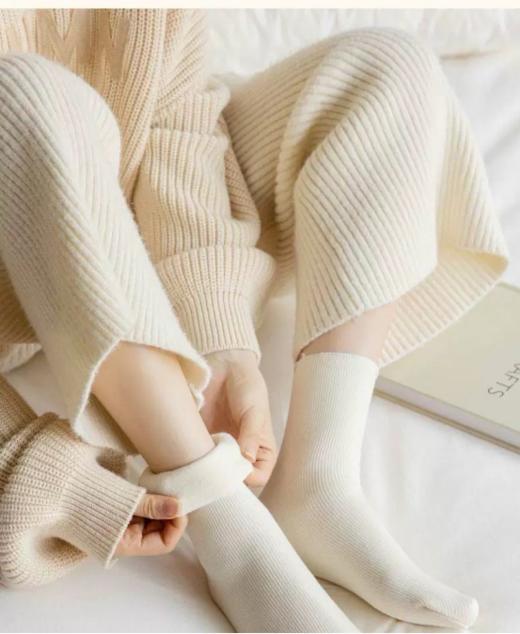 👏👏👏【HOPENONO美拉德山羊绒雪地袜】🌸 ✅袜口采用🍒高弹性材质，🔥🔥保持运动的舒适性!👊 ✅采用强化接缝工艺🉑🉑🉑 商品图5