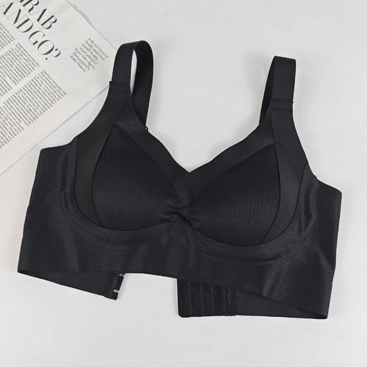 😘😘【AILISCOCO赫本2.0双倍提拉内衣】✅亲肤透气🥳，舒适好穿，🌸四季都能自由自在🙆 ✅无痕背心式内衣，✨✨✨运动健身也可穿  商品图5